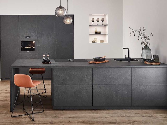 Nobilia stoneart grijs leisteen eiland - afbeelding 1 van  33
