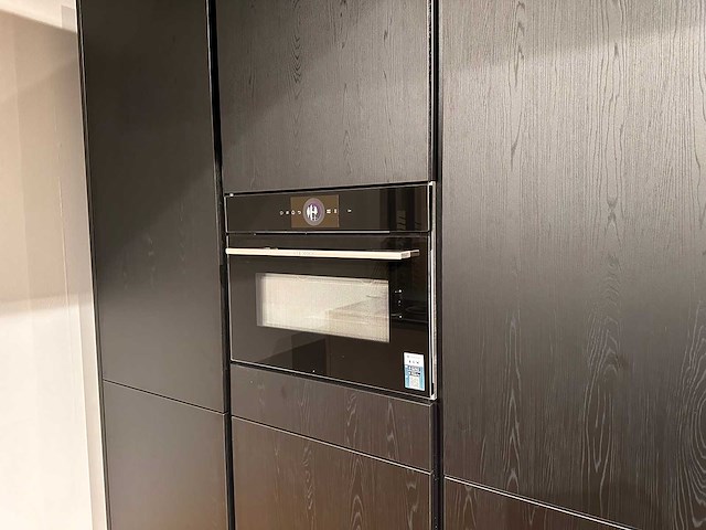 Nobilia structura eiken nero met wit eiland keuken - afbeelding 18 van  19