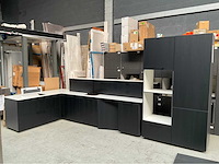 Nobilia toronto eiken decor keukenopstelling met composiet blad - afbeelding 4 van  11