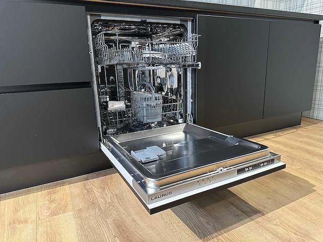 Nobilia touch supermat zwart parallel keuken - afbeelding 4 van  27