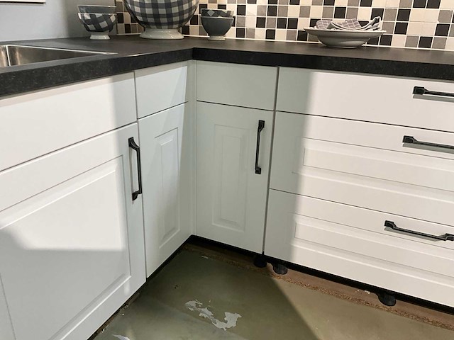 Nobilia zuccaro hoekkeuken - afbeelding 6 van  59