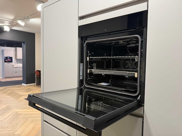 Nobillia - showroomkeuken met pelgrim apparatuur - afbeelding 4 van  41