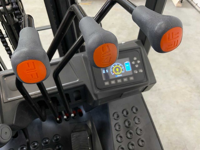 Noblelift - 2024 - q25-series - 2.5t vorkheftruck verstelbare lepels 4.8m - afbeelding 6 van  22