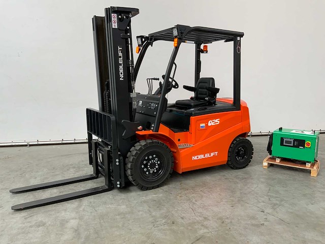 Noblelift - 2024 - q25-series - 2.5t vorkheftruck verstelbare lepels 4.8m - afbeelding 13 van  16