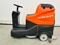 Noblelift - 2025 - nr530 - zit schrobmachine - afbeelding 13 van  16