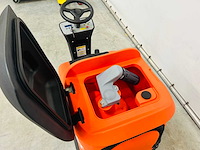 Noblelift - 2025 - nr530 - zit schrobmachine - afbeelding 7 van  8