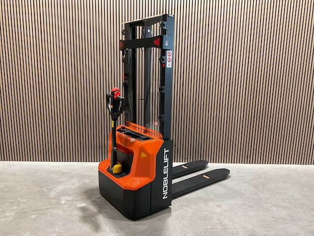 Noblelift 2,9 m elektrische stapelaar - afbeelding 9 van  21
