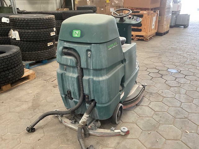 Nobles speed scrub rider schrobmachine - afbeelding 5 van  10