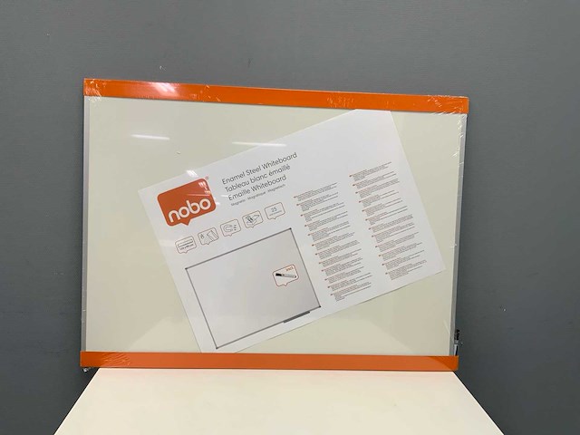 Nobo enamel steel whiteboards en flipovers (5x) - afbeelding 1 van  4