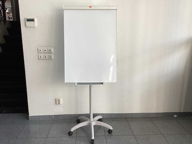 Nobo whiteboards en flipovers - afbeelding 1 van  3