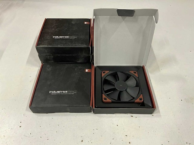 Noctua nf-f12 industrialppc-3000 pwm (8x) - afbeelding 1 van  4