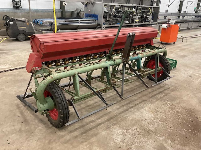 Nodet zaaimachine - afbeelding 5 van  12