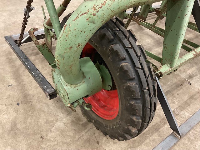 Nodet zaaimachine - afbeelding 12 van  12
