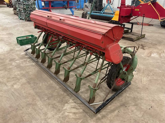 Nodet zaaimachine - afbeelding 3 van  12