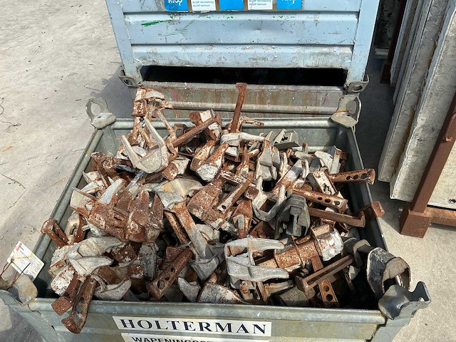 Noe partij aluminium bekistingsmateriaal 800m2 - afbeelding 2 van  20