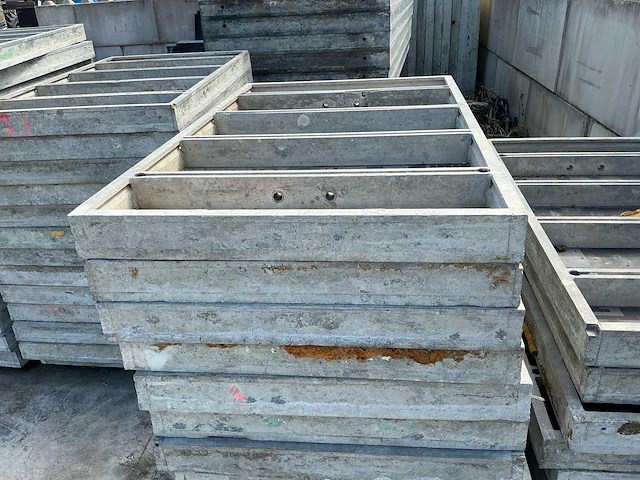Noe partij aluminium bekistingsmateriaal 800m2 - afbeelding 19 van  20
