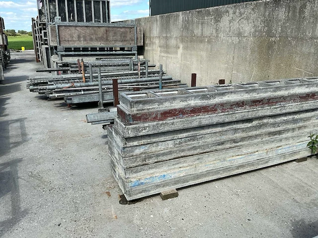 Noe partij aluminium bekistingsmateriaal 800m2 - afbeelding 20 van  39