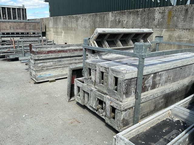 Noe partij aluminium bekistingsmateriaal 800m2 - afbeelding 19 van  39