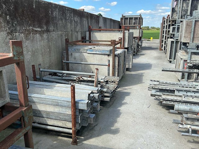 Noe partij aluminium bekistingsmateriaal 800m2 - afbeelding 22 van  39