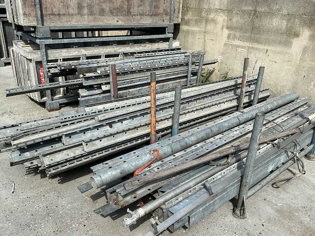 Noe partij aluminium bekistingsmateriaal 800m2 - afbeelding 24 van  39