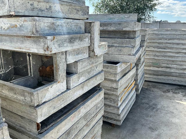 Noe partij aluminium bekistingsmateriaal 800m2 - afbeelding 37 van  39