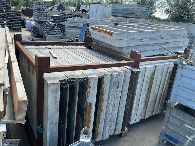 Noe partij aluminium bekistingsmateriaal 800m2 - afbeelding 39 van  39