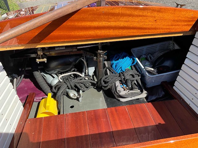 "noflik” houten sloep - afbeelding 35 van  46