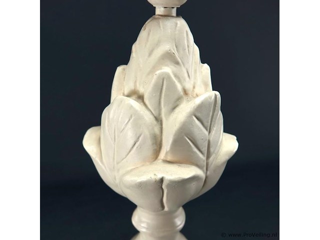 Nog zo'n lelijke gipsen maiskolf als lampvoet - afbeelding 4 van  5