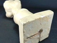 Nog zo'n lelijke gipsen maiskolf als lampvoet - afbeelding 5 van  5