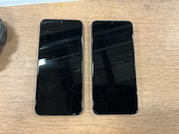 Nokia g11 ta-1401 mobiele telefoon (2x) - afbeelding 1 van  6