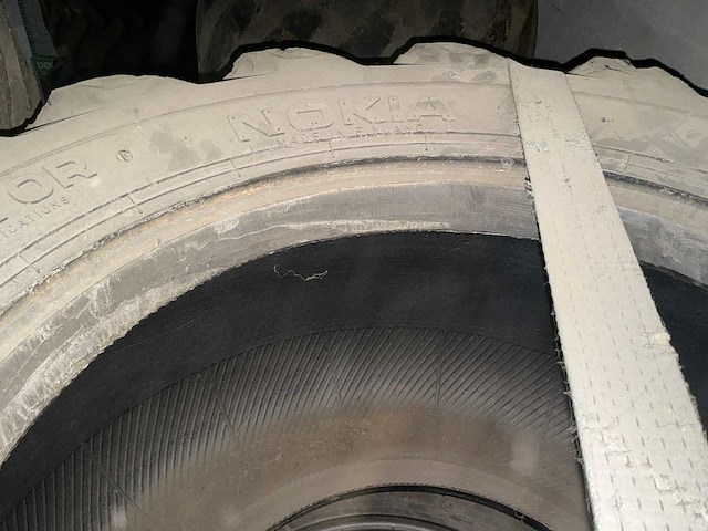 Nokian bandenset (4-delig) 600/50-22.5 - afbeelding 8 van  9