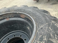Nokian excavator bandenset voor graafmachine - afbeelding 7 van  9