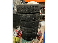 Nokian hakkapeliitta c3 205/75r16c band met velg (6x) - afbeelding 1 van  3