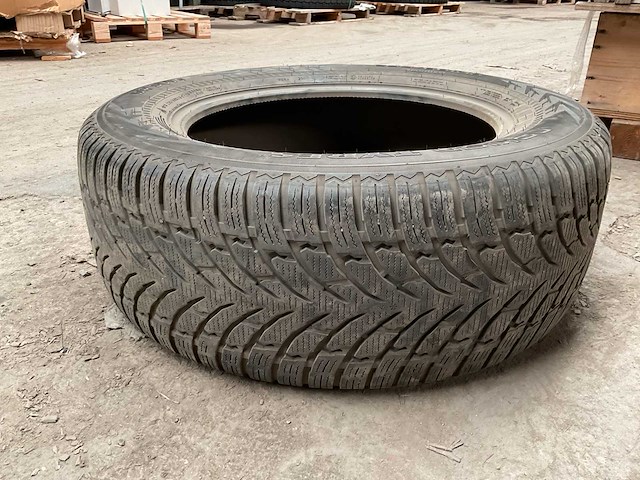 Nokian tyres band - afbeelding 1 van  2