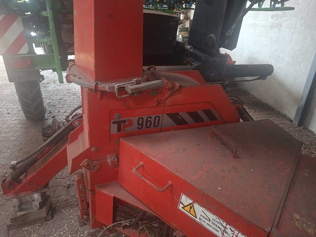 Nokka tp 960 ph pto houtversnipperaar met houtkraan – ø 280 mm – 1600 kg - afbeelding 7 van  23