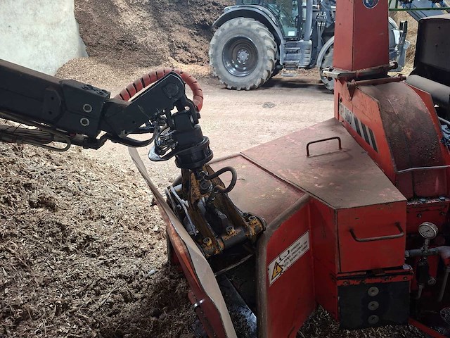 Nokka tp 960 ph pto houtversnipperaar met houtkraan – ø 280 mm – 1600 kg - afbeelding 17 van  23