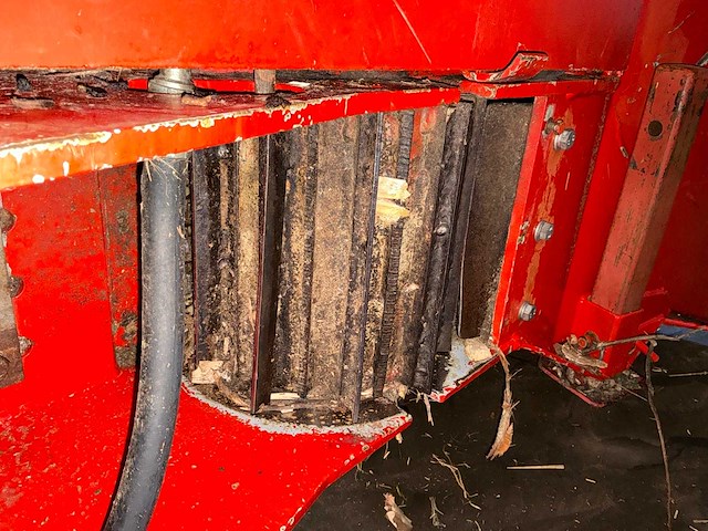 Nokka tp 960 ph pto houtversnipperaar met houtkraan – ø 280 mm – 1600 kg - afbeelding 21 van  23