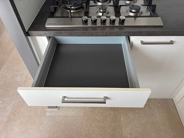 Nolte - eco f18 florenz - keuken met inventum apparatuur - afbeelding 23 van  26