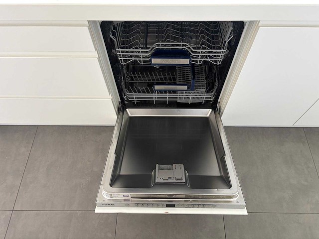 Nolte - keuken met siemens apparatuur - afbeelding 4 van  35