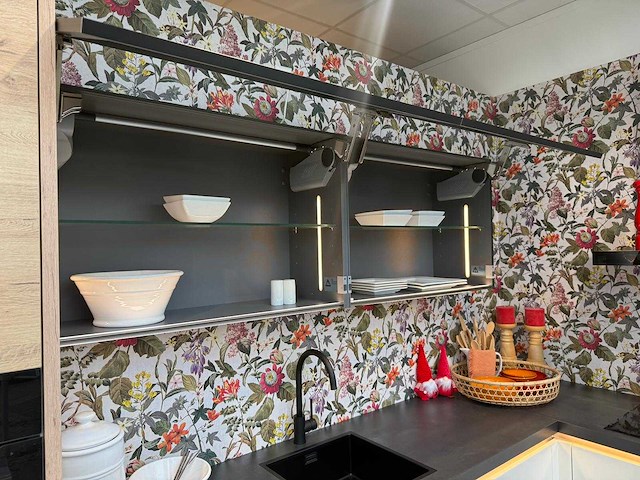 Nolte - showroomkeuken met aeg apparatuur - afbeelding 29 van  44