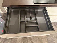 Nolte - showroomkeuken met aeg apparatuur - afbeelding 3 van  34