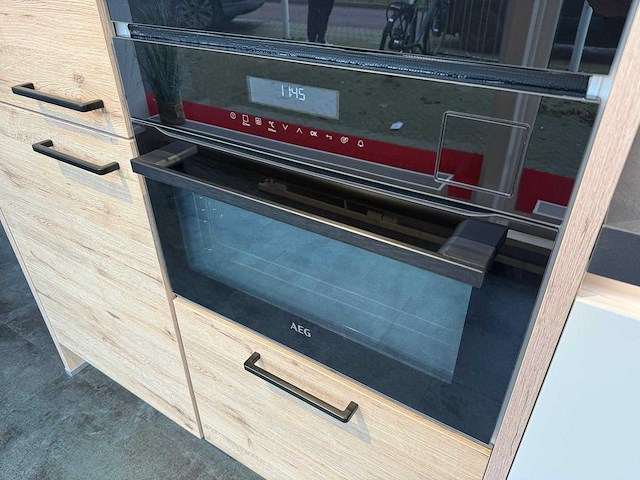 Nolte - showroomkeuken met aeg apparatuur - afbeelding 10 van  42