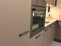 Nolte - showroomkeuken met aeg apparatuur - afbeelding 2 van  18