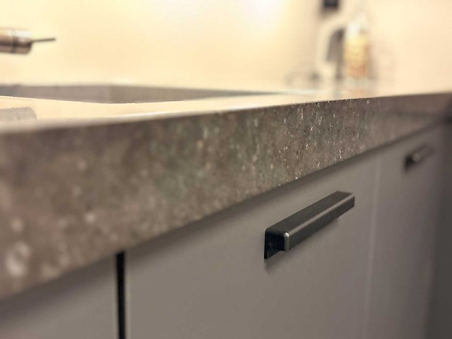 Nolte - showroomkeuken met aeg apparatuur - afbeelding 4 van  18