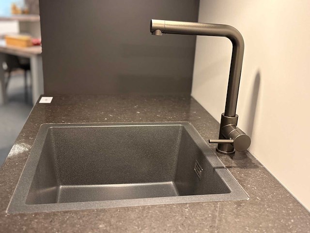 Nolte - showroomkeuken met aeg apparatuur - afbeelding 6 van  18