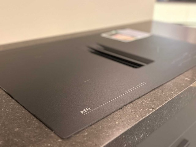 Nolte - showroomkeuken met aeg apparatuur - afbeelding 9 van  18