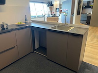 Nolte - showroomkeuken met aeg/samsung apparatuur - afbeelding 2 van  21