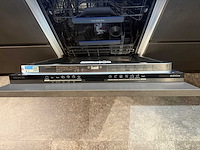 Nolte - showroomkeuken met apparatuur - afbeelding 33 van  38