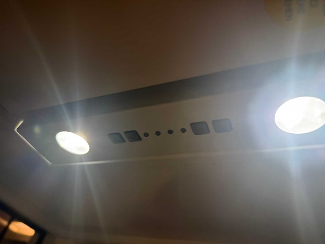 Nolte - showroomkeuken met apparatuur - afbeelding 35 van  38