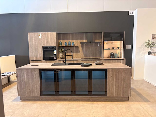 Nolte - showroomkeuken met apparatuur - afbeelding 12 van  33